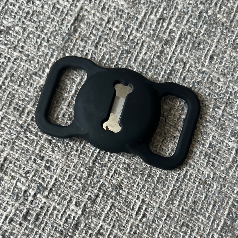 Pet Airtag with Silicone Holder for Collar